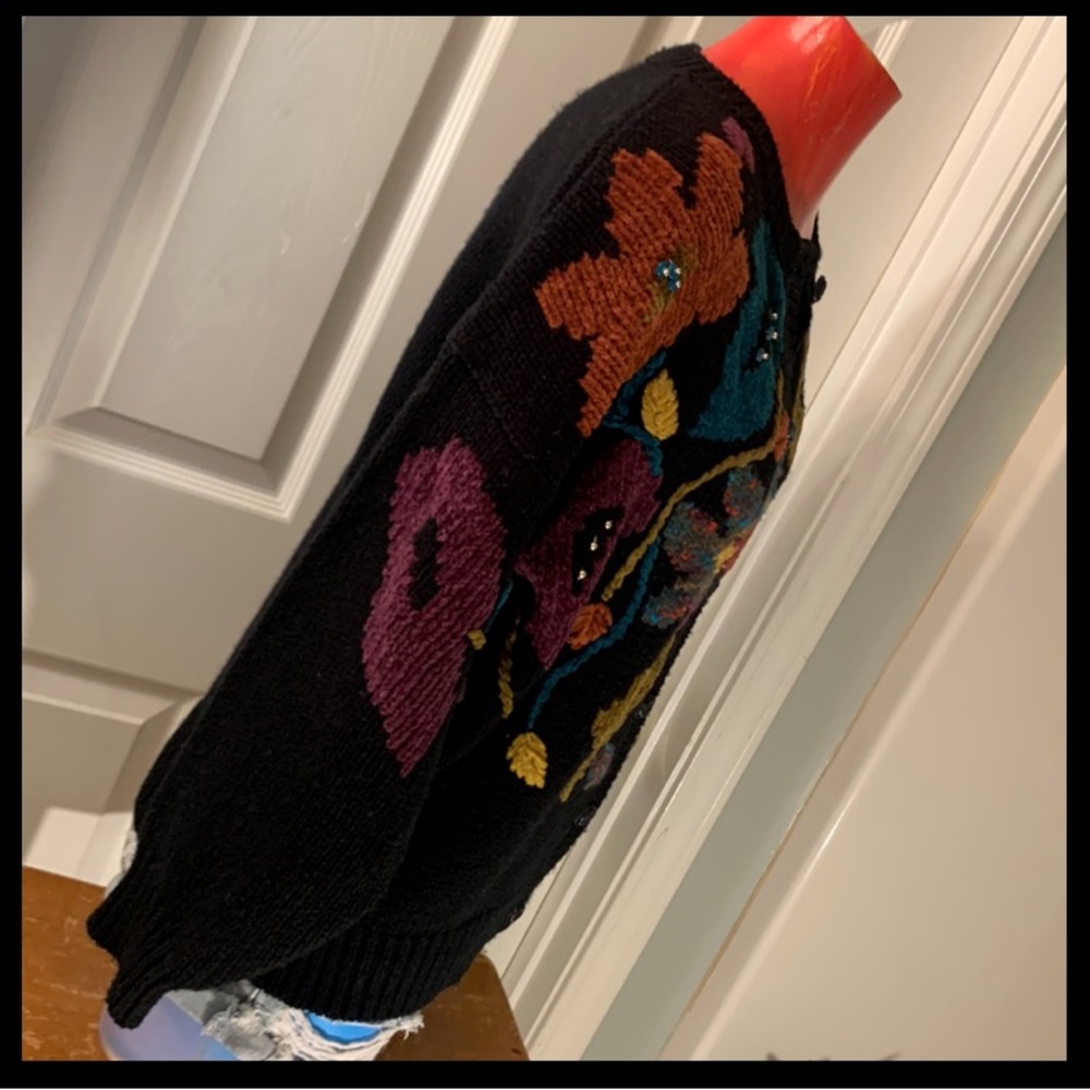 VINTAGE Floral Chunky Kawaii Adorable Show Stopper Cardigan Sweater - Picture 9 of 17